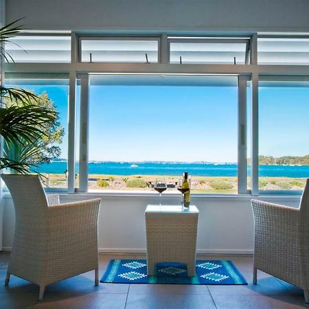 Waiheke Waterfront Lodge Oneroa Екстериор снимка
